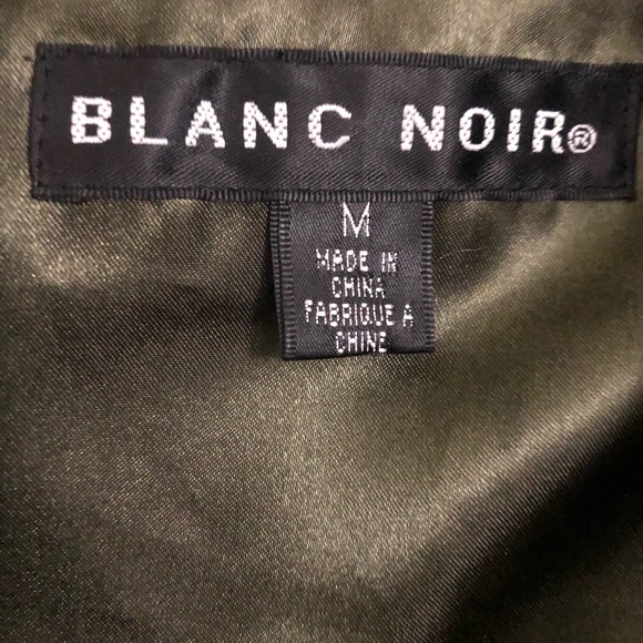 Blazer - Picture 2 of 4